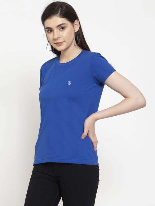 women round neck plain t-shirt - 21034566 - Very Small Image - 1