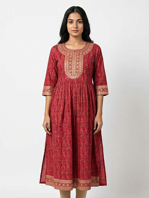 Women Printed Three Quarter Sleeve Kurta - 21070442 - Very Small Image - 1