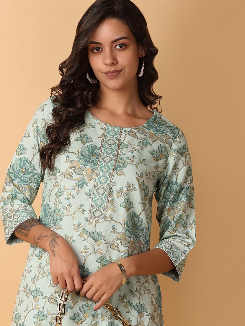 women three quarter sleeve straight kurti - 21226861 - Zoom Image - 3
