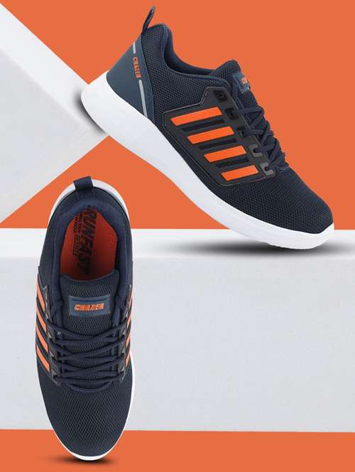 men lace up sports shoes - 21279747 - Very Small Image - 1