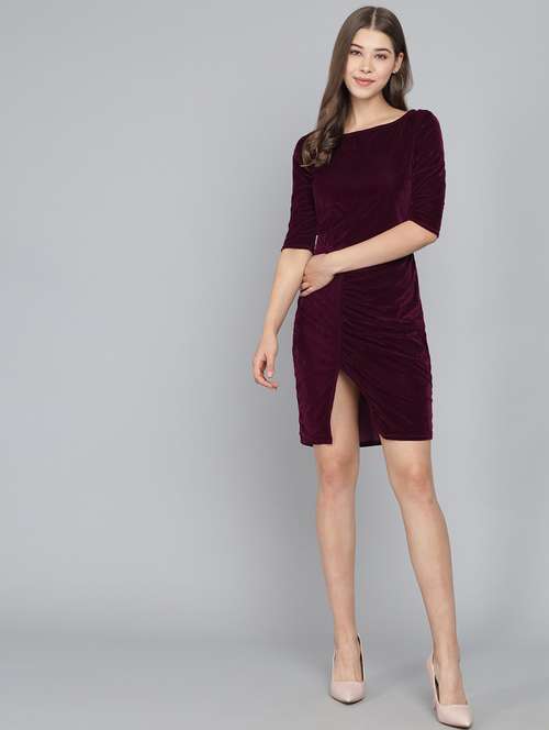 Women Solid Maroon Bodycon Dress - 21286114 - Very Small Image - 1