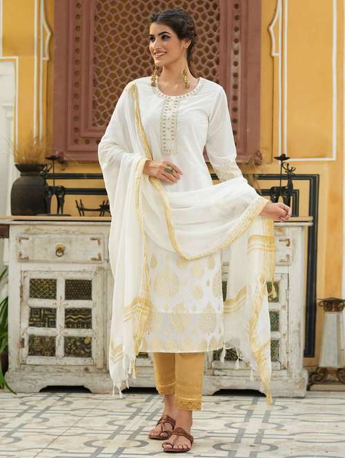 women off-white round neck suit set - 21338679 - Very Small Image - 1