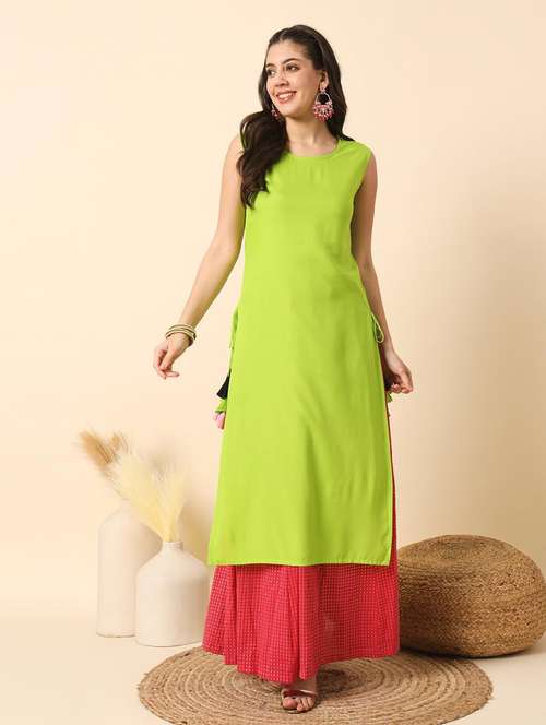 Women Solid Straight Kurta - 21351181 - Very Small Image - 1