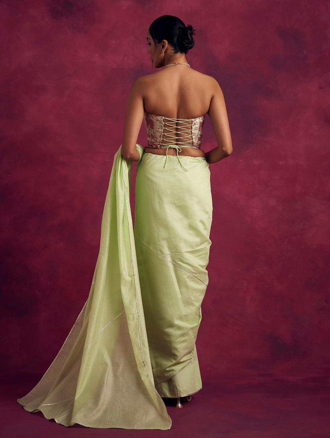 women solid plain saree - 21459954 - Standard Image - 3