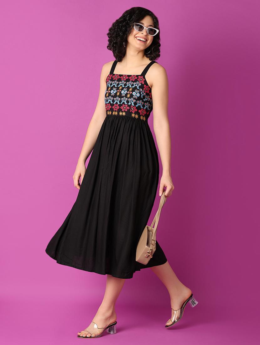 women black embroiderd flared ethnic dress - 21464739 - Standard Image - 2