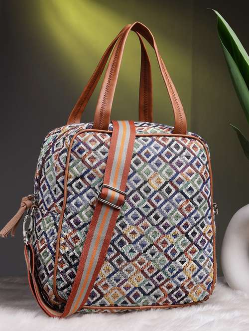 women cotton printed sling bag - 21466977 - Very Small Image - 1