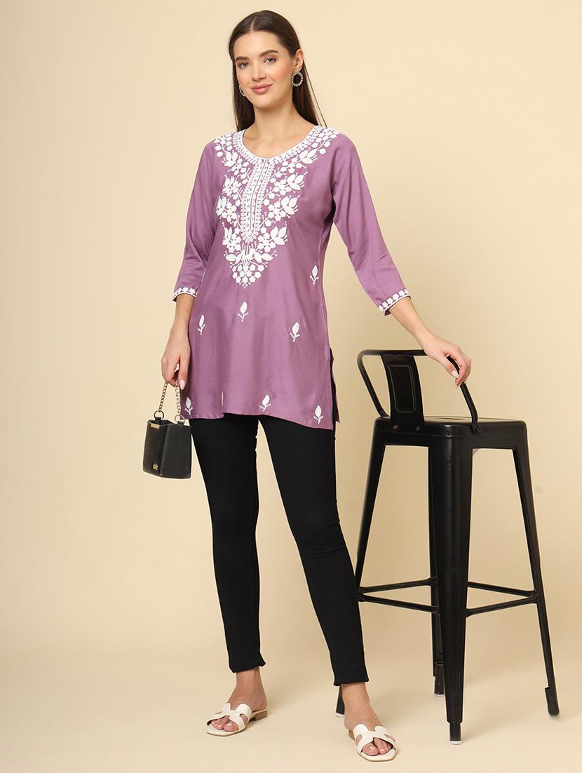 women round neck chikankari regular tunic - 21484861 - Standard Image - 4