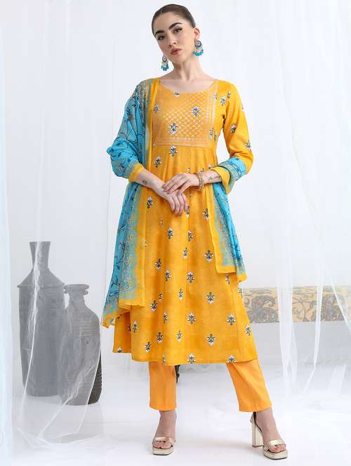women floral kurta pant set with dupatta - 21486419 - Very Small Image - 1