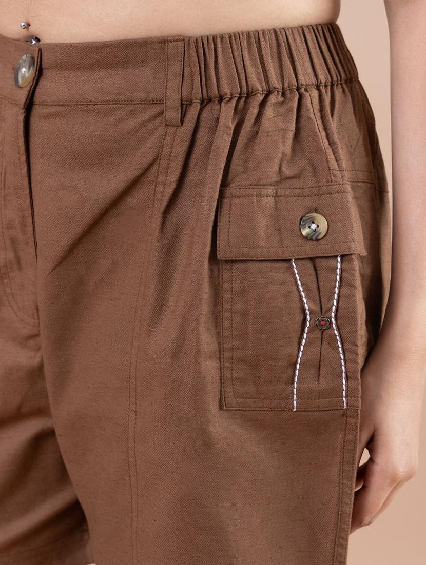 women solid mid rise regular short - 21530117 - Standard Image - 4
