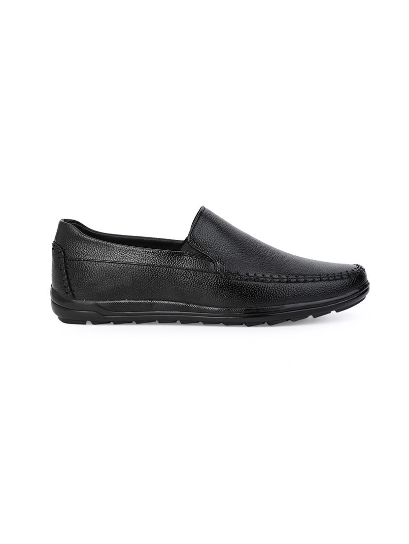 men solid slip on shoes - 21597486 - Standard Image - 3