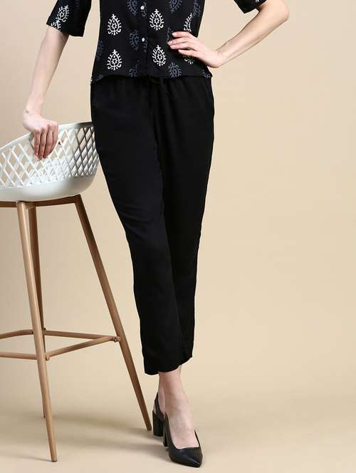 women black solid mid rise cigarette pant - 21669015 - Very Small Image - 1
