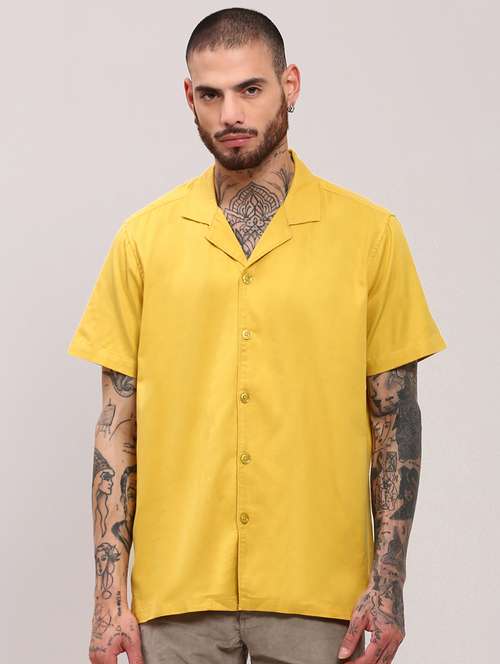 Men Short Sleeves Solid Casual Shirt - 21682381 - Very Small Image - 1