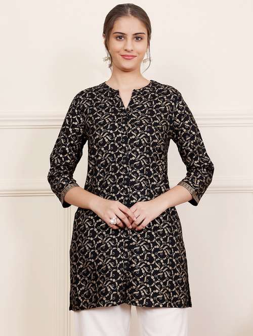 women three quarter sleeve straight kurti - 21686464 - Very Small Image - 1