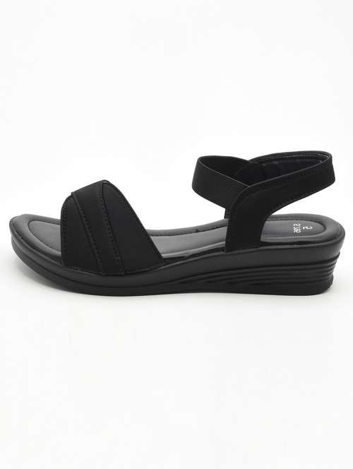 women solid back strap sandals - 21718213 - Very Small Image - 1