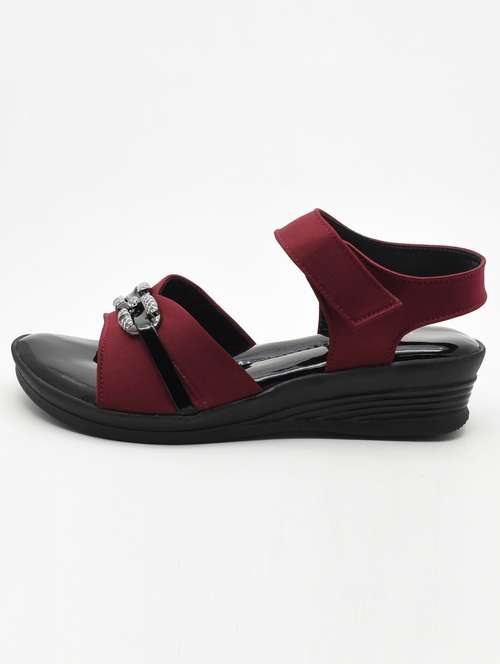 women red back strap sandals - 21718215 - Very Small Image - 1