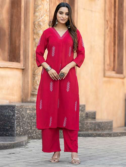 women embroidered three quarter sleeve straight kurta - 21737317 - Very Small Image - 1