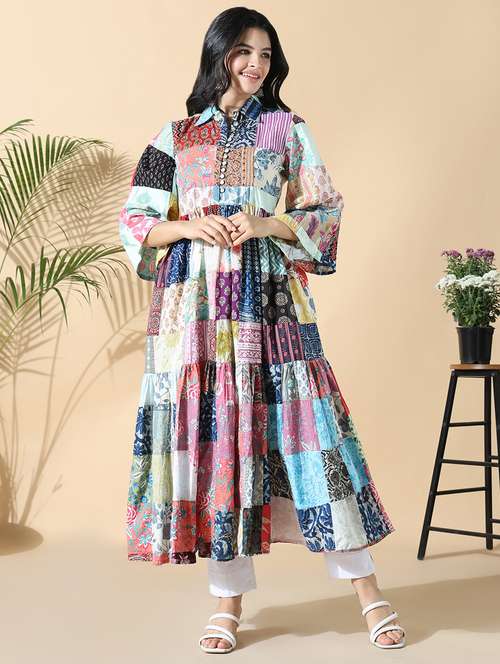 women printed three quarter sleeve flared kurta - 21843130 - Very Small Image - 1