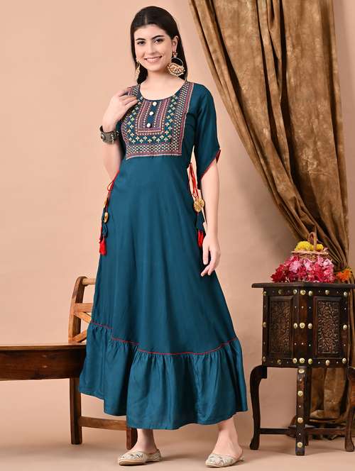 women embroidered three quarter sleeve ethnic dress - 21924912 - Very Small Image - 1