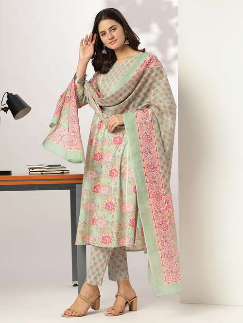 women three quarter sleeve kurta pant with dupatta set - 21926829 - Very Small Image - 1