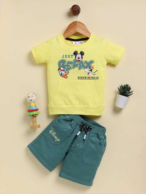 boys printed t-shirt and short set - 21947598 - Very Small Image - 1