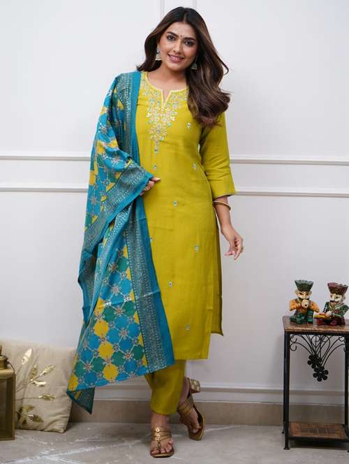 women three quarter sleeve kurta pant with dupatta set - 21975552 - Very Small Image - 1