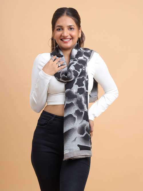 women abstract printed viscose blend scarf - 21986822 - Very Small Image - 1