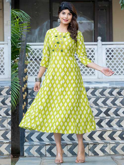 women printed three quarter sleeve a-line kurta - 22014320 - Very Small Image - 1