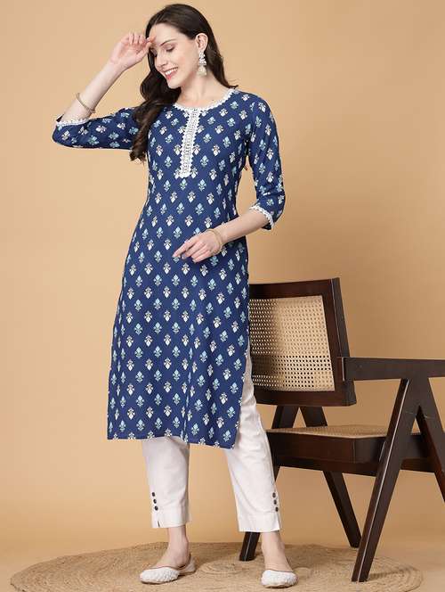 women printed three quarter sleeve straight kurta - 22040909 - Very Small Image - 1