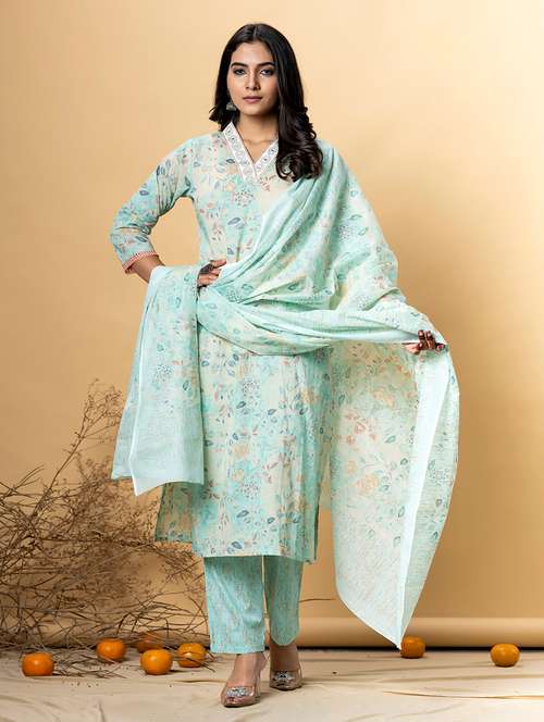 women three quarter sleeve kurta and pant with dupatta  - 22058270 - Very Small Image - 1