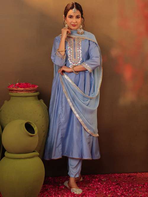 women three quarter sleeve kurta pant with dupatta set - 22062086 - Very Small Image - 1