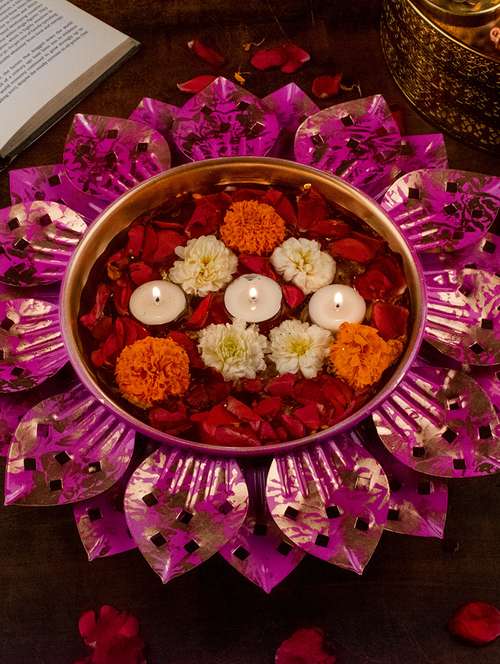 lotus shape decorative urli for home decor - 22065699 - Very Small Image - 1