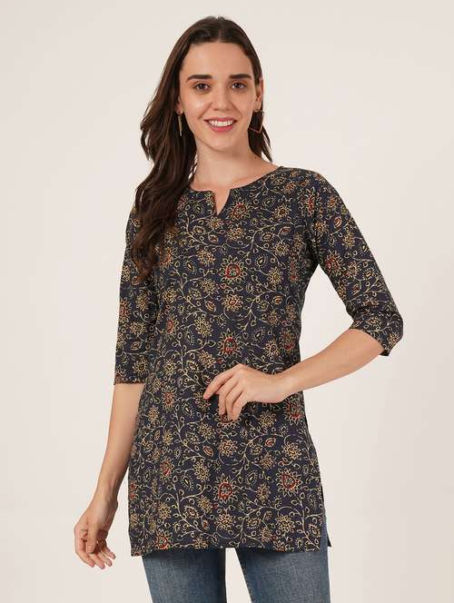 women printed three quarter sleeve straight kurti - 22068306 - Very Small Image - 1