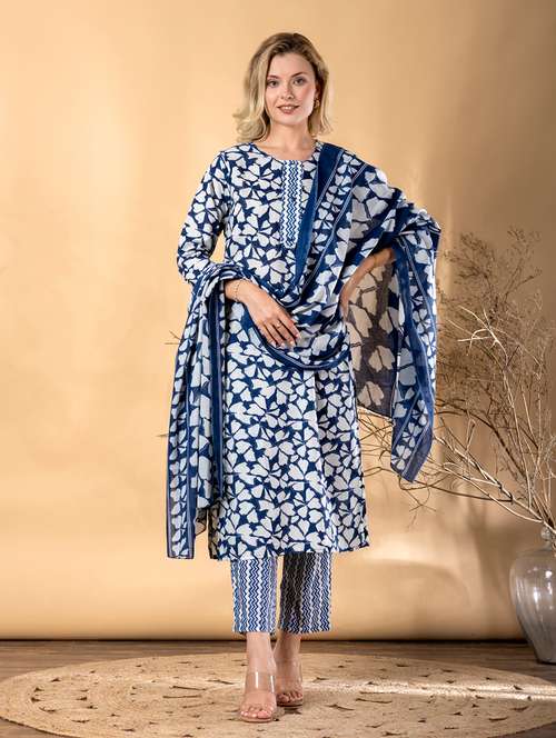 women printed three quarter sleeve kurta pant with dupatta set - 22072874 - Very Small Image - 1