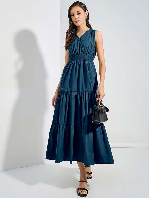 women solid sleveeless tiered dress - 22077972 - Very Small Image - 1