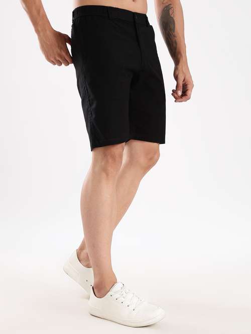 men solid mid rise regular fit shorts - 22084911 - Very Small Image - 1