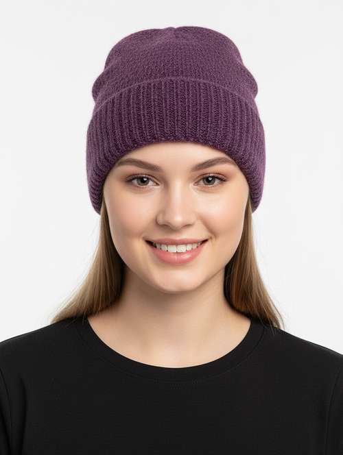 women self design winter cap - 22141260 - Very Small Image - 1