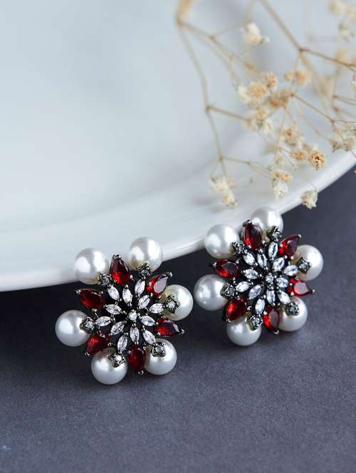 opal touch timeless beauty white pearl studded earrings - 22277909 - Very Small Image - 1