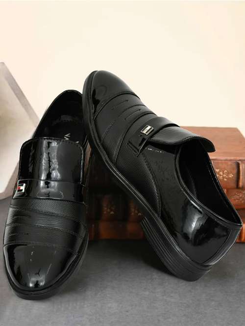 men black soild slip on formal shoes - 22285935 - Very Small Image - 1